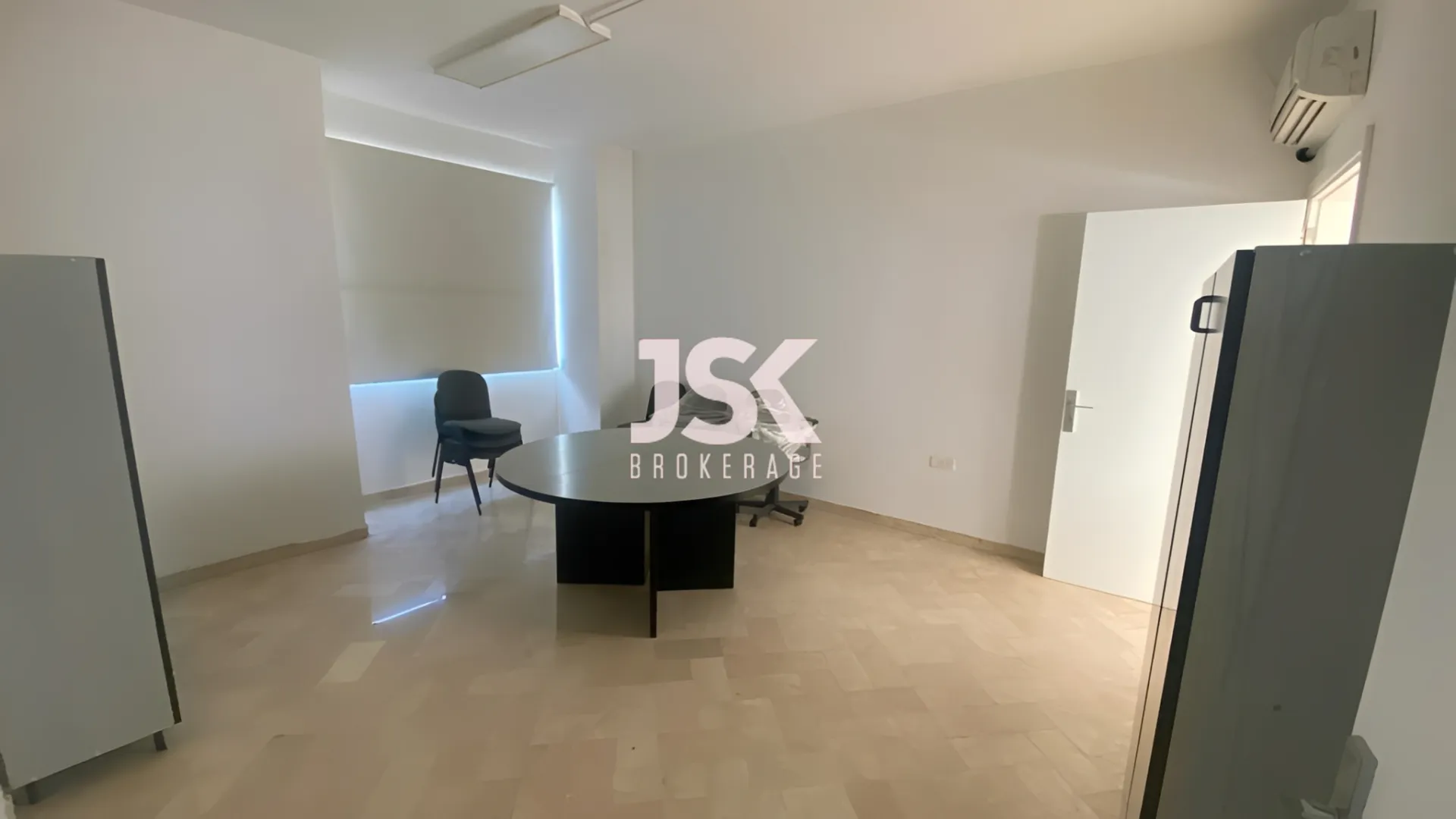 Office for rent in Nahr El Mot، Lebanon