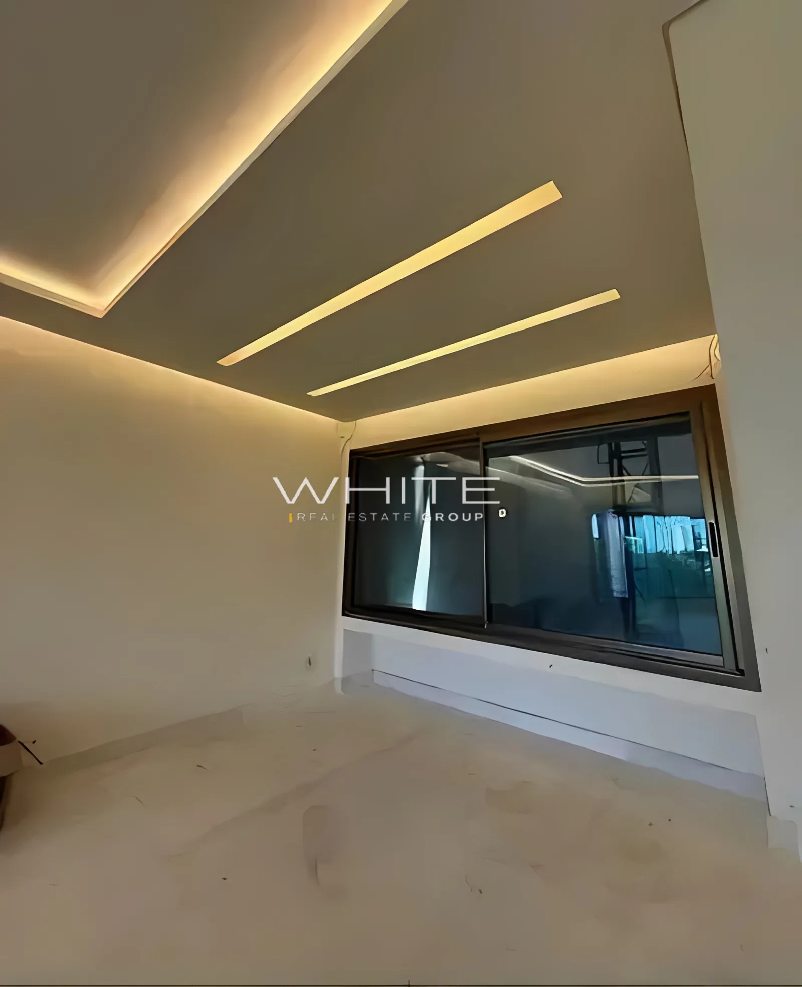 Apartment for Sale in Gemmayze - 4 bed, 4 bath