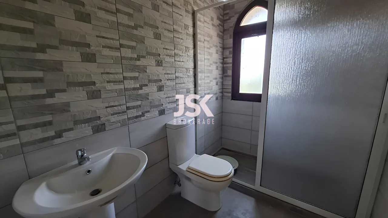 Villa for Sale in Aamchit