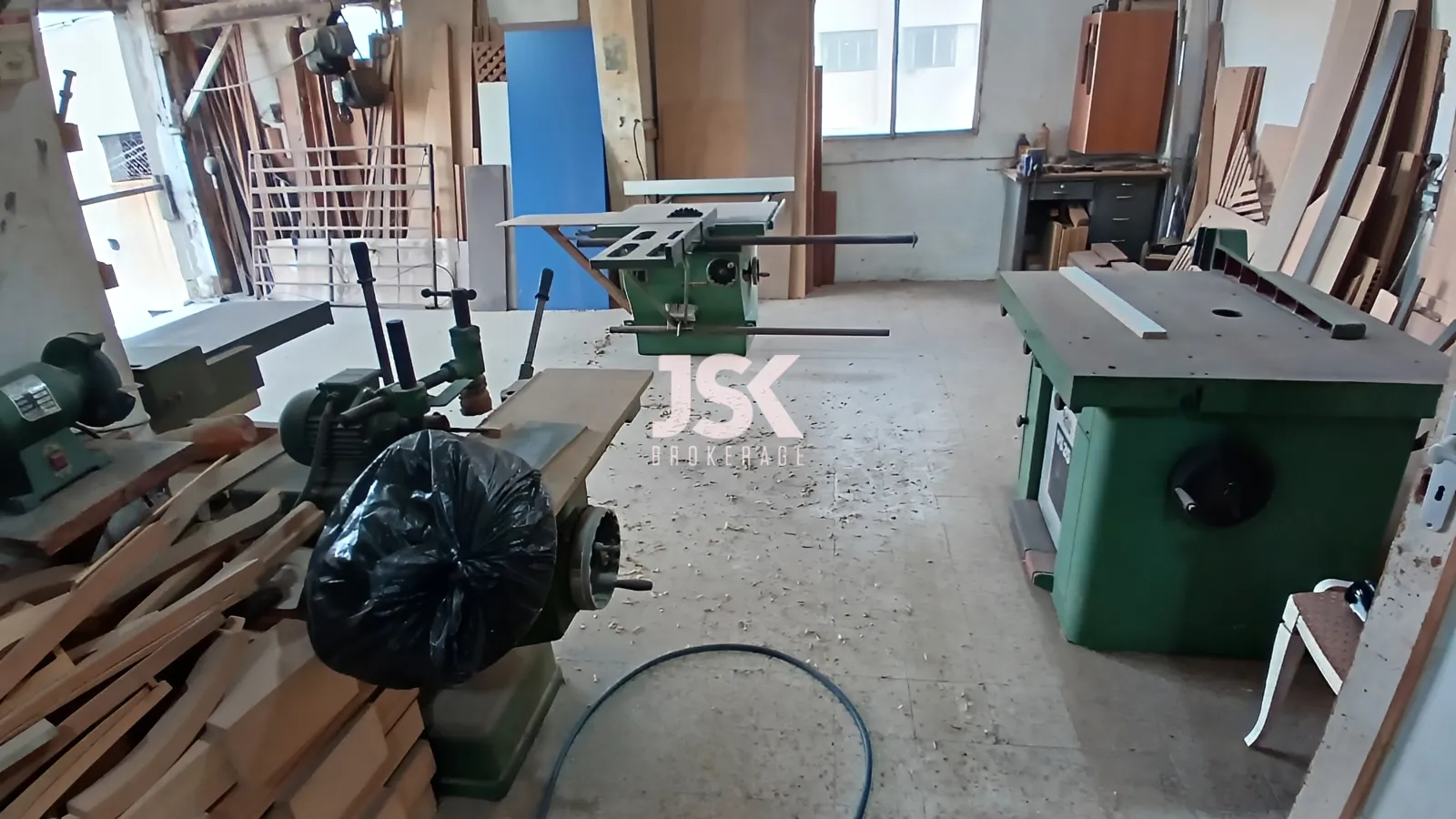 Office for Rent in Baouchriyeh