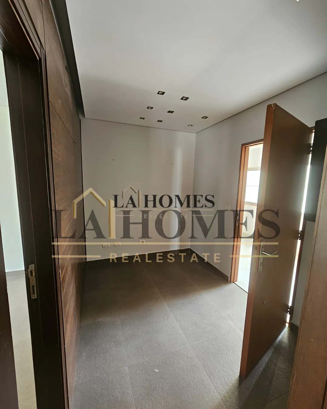 Office for rent in Achrafieh, beirut, lebanon