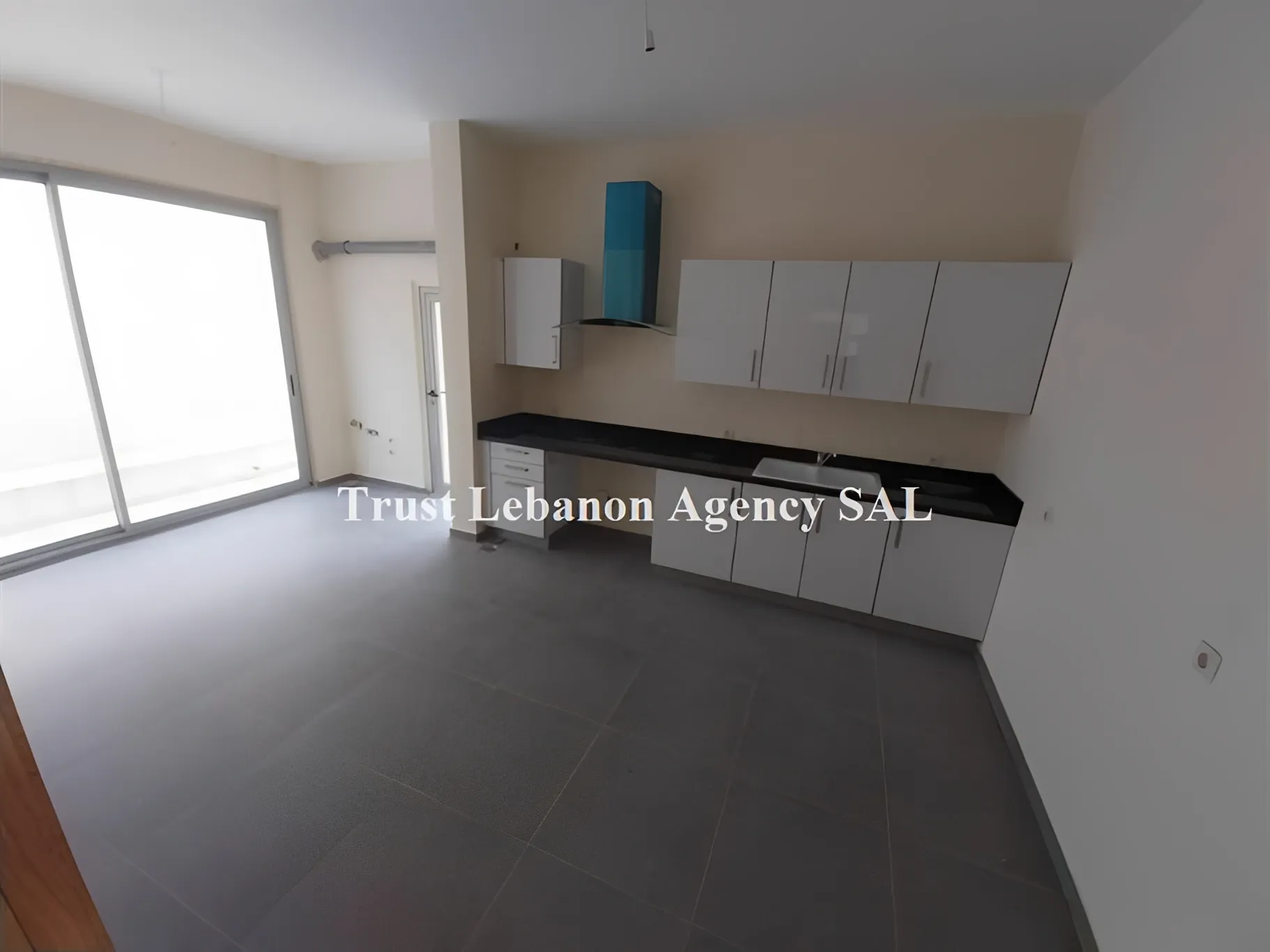 Apartment for Sale in Baabda, Louaizeh