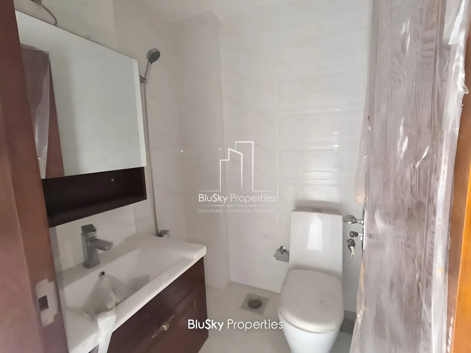 Apartment for Sale in Zalka - 3 bed, 3 bath