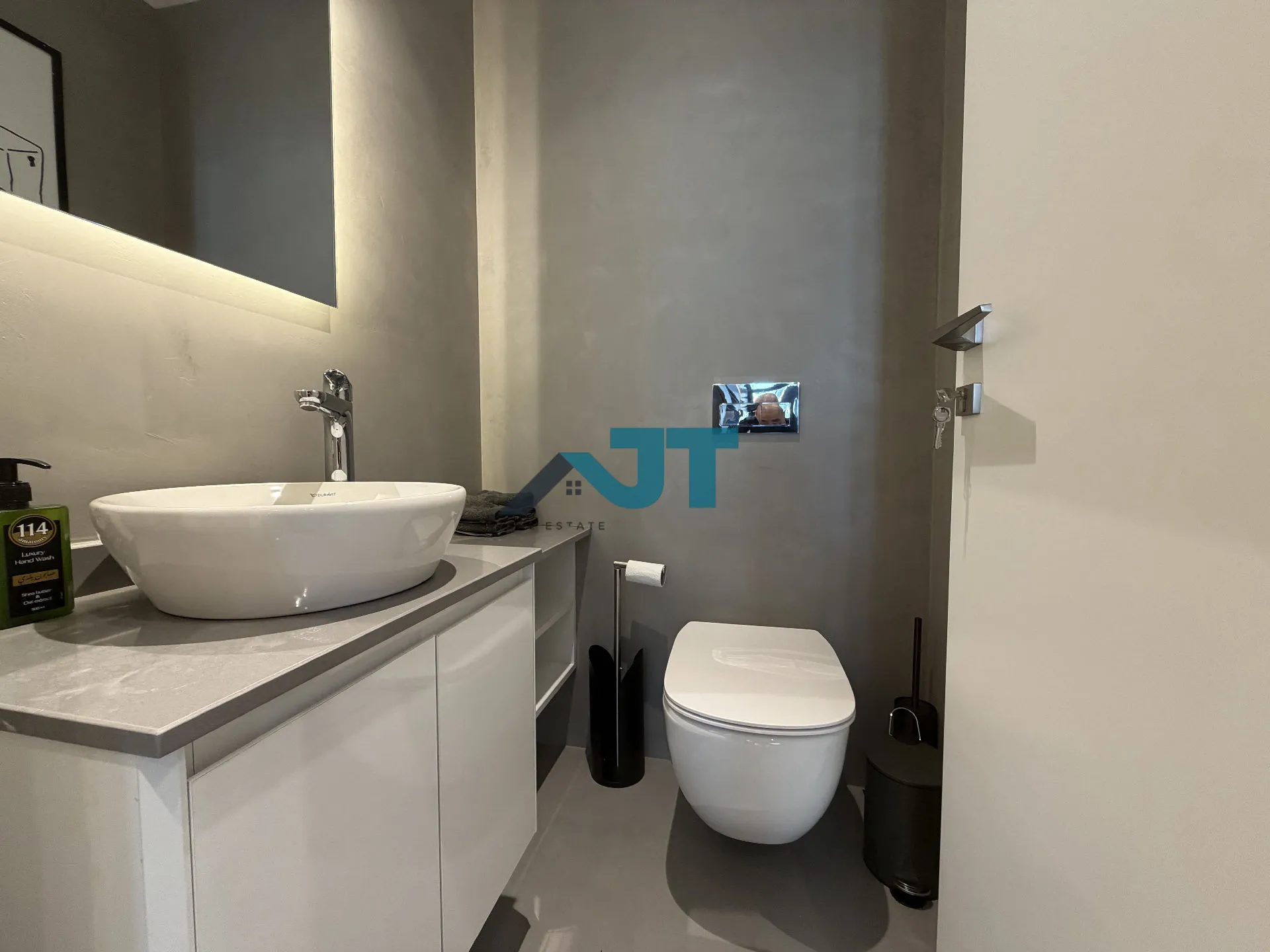 Loft for sale in Gemmayzeh, beirut, lebanon