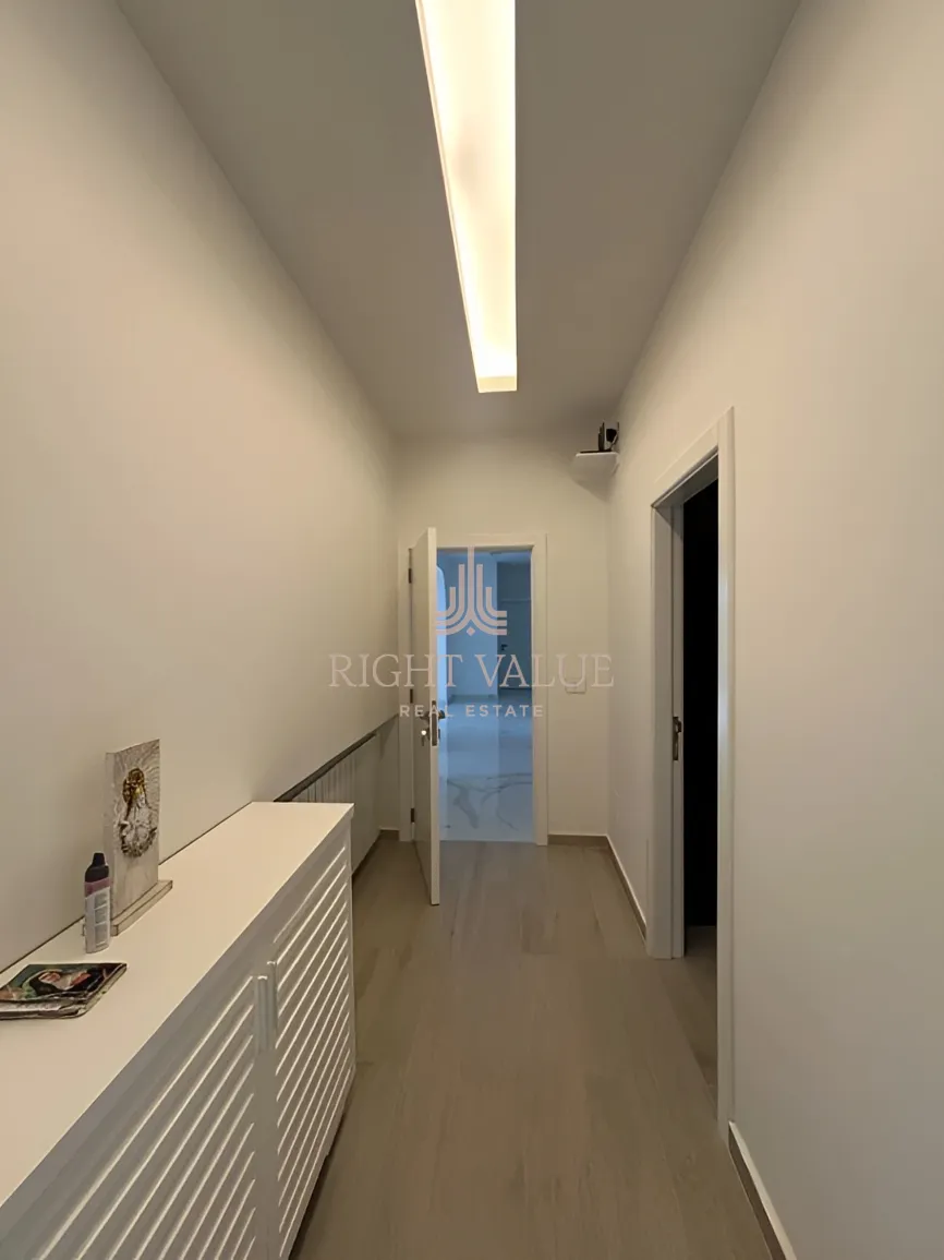 Apartment for sale in Ballouneh, Lebanon - 3 bed, 3 bath