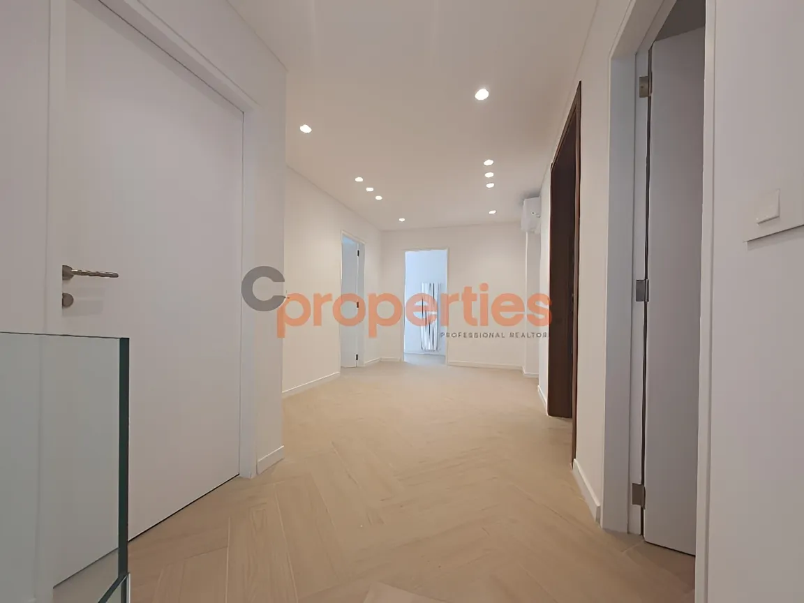 Duplex for Rent in Achrafieh - 3 bed, 5 bath
