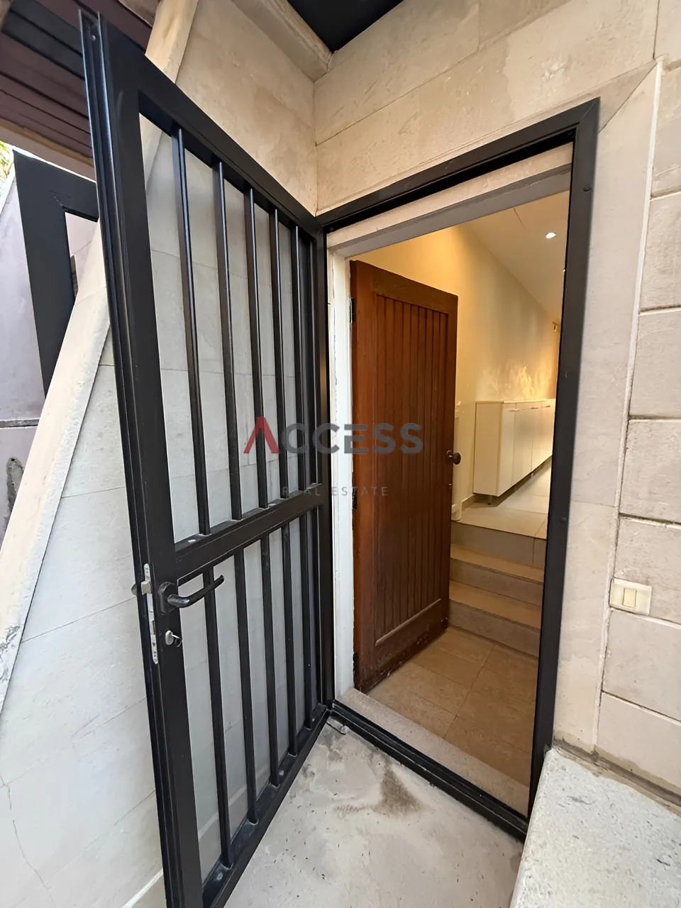 Chalet for sale in Halat
