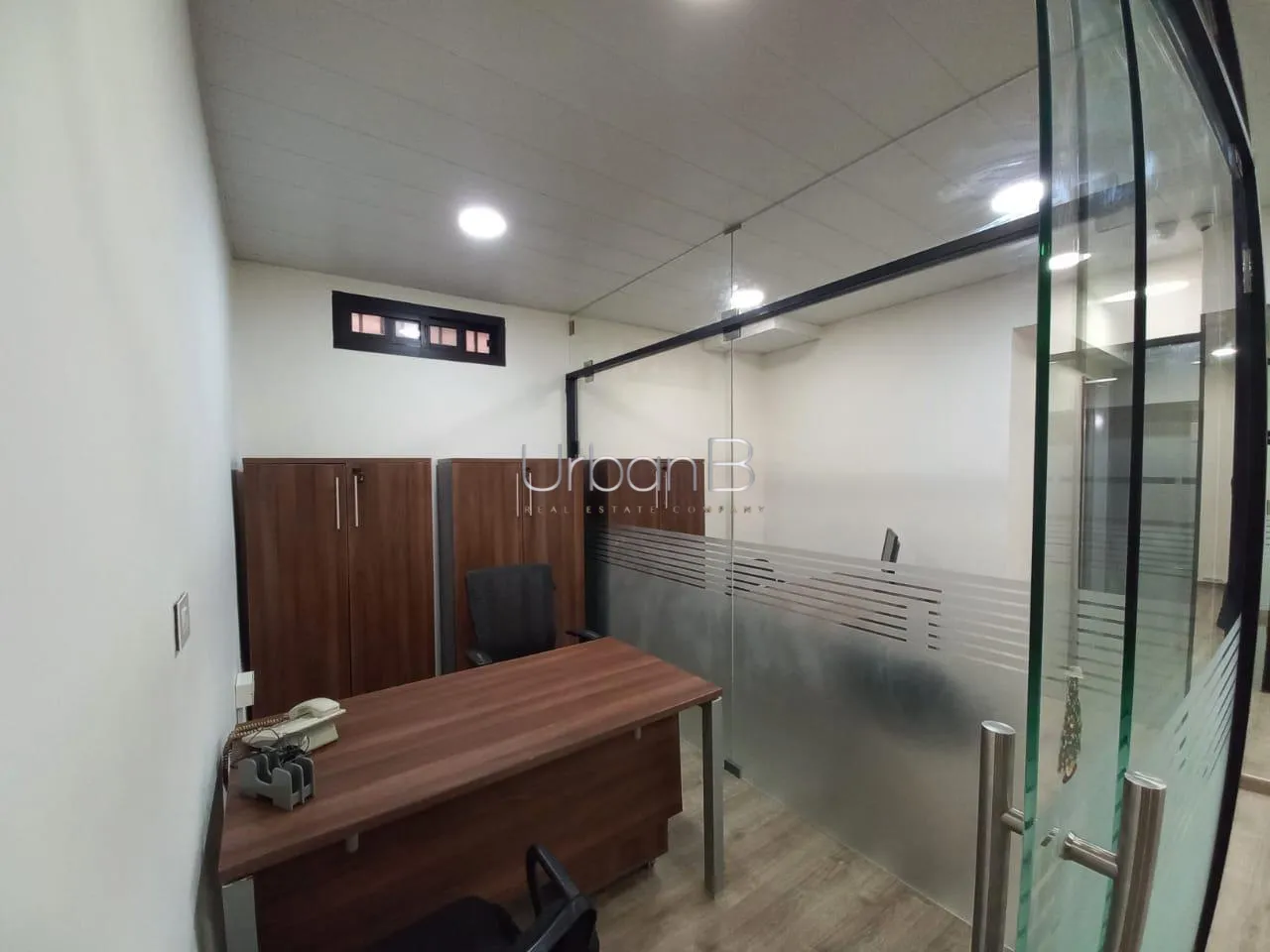 Office for rent in Forn el chebbak, lebanon