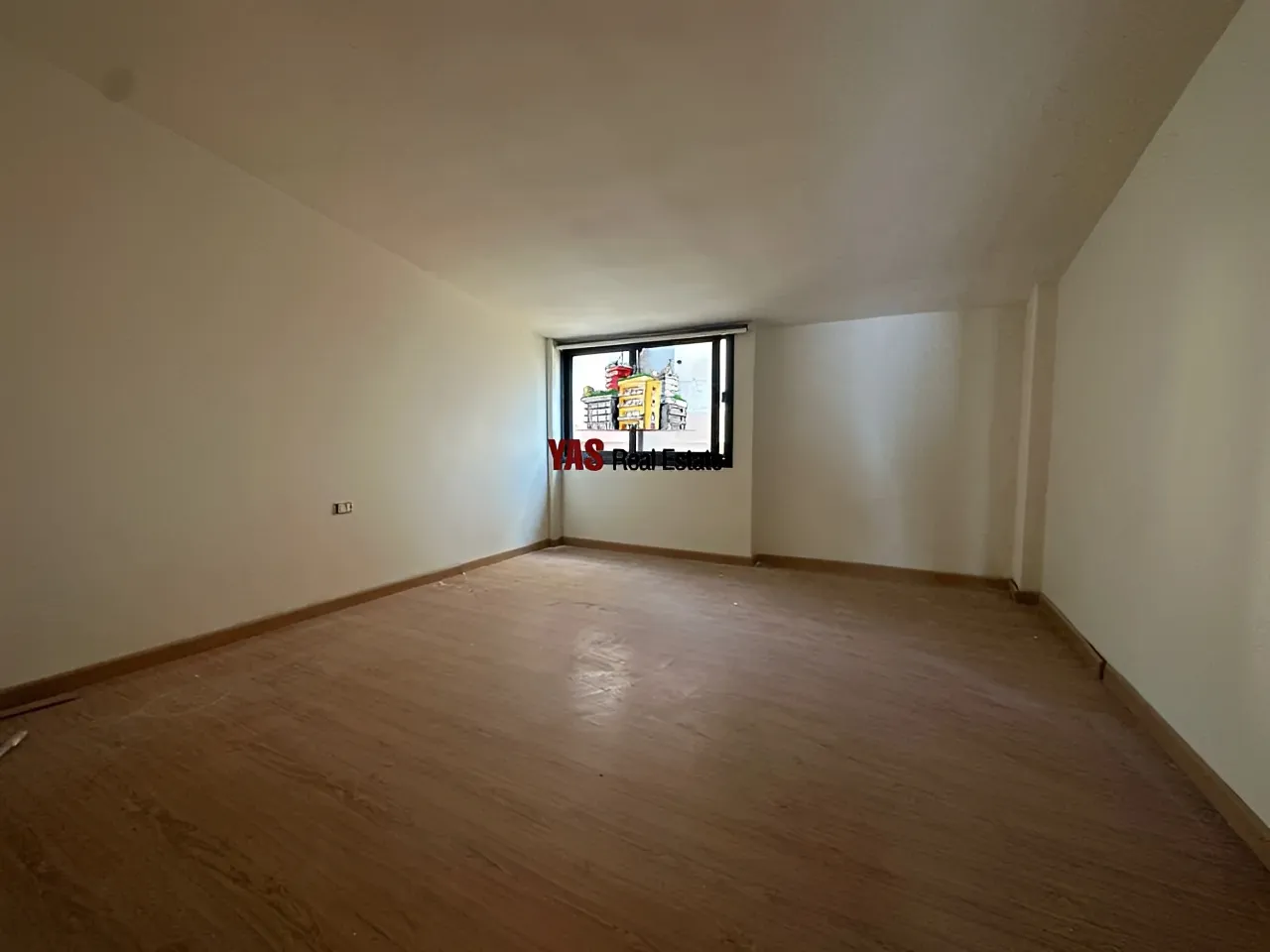 Apartment for Sale in Haret Sakhr - 4 bed, 3 bath