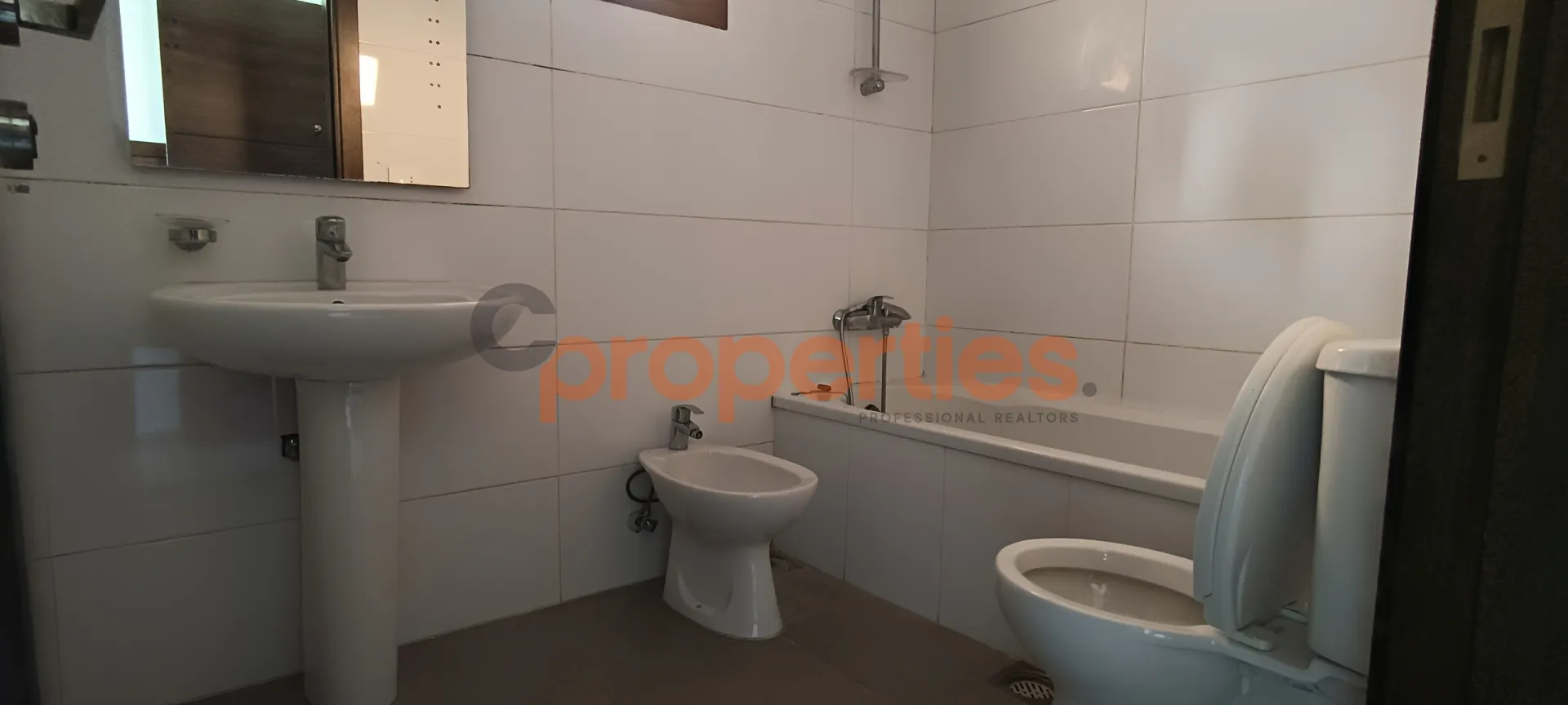 Apartment for Rent in Chekka