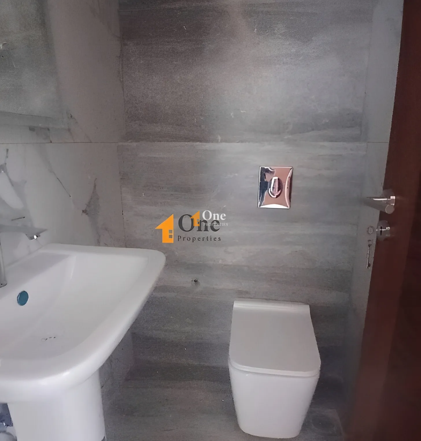 Apartment for sale in Daychounieh, Lebanon - 2 bed, 2 bath