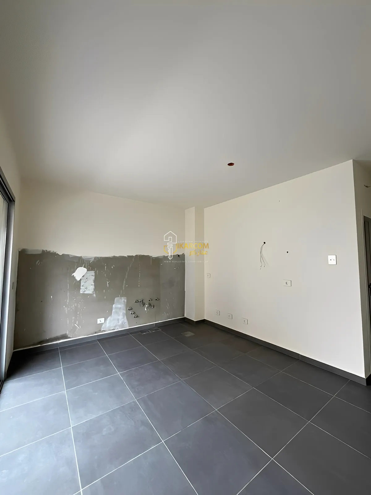 Apartment for Sale in Cornet Chahwan, Lebanon