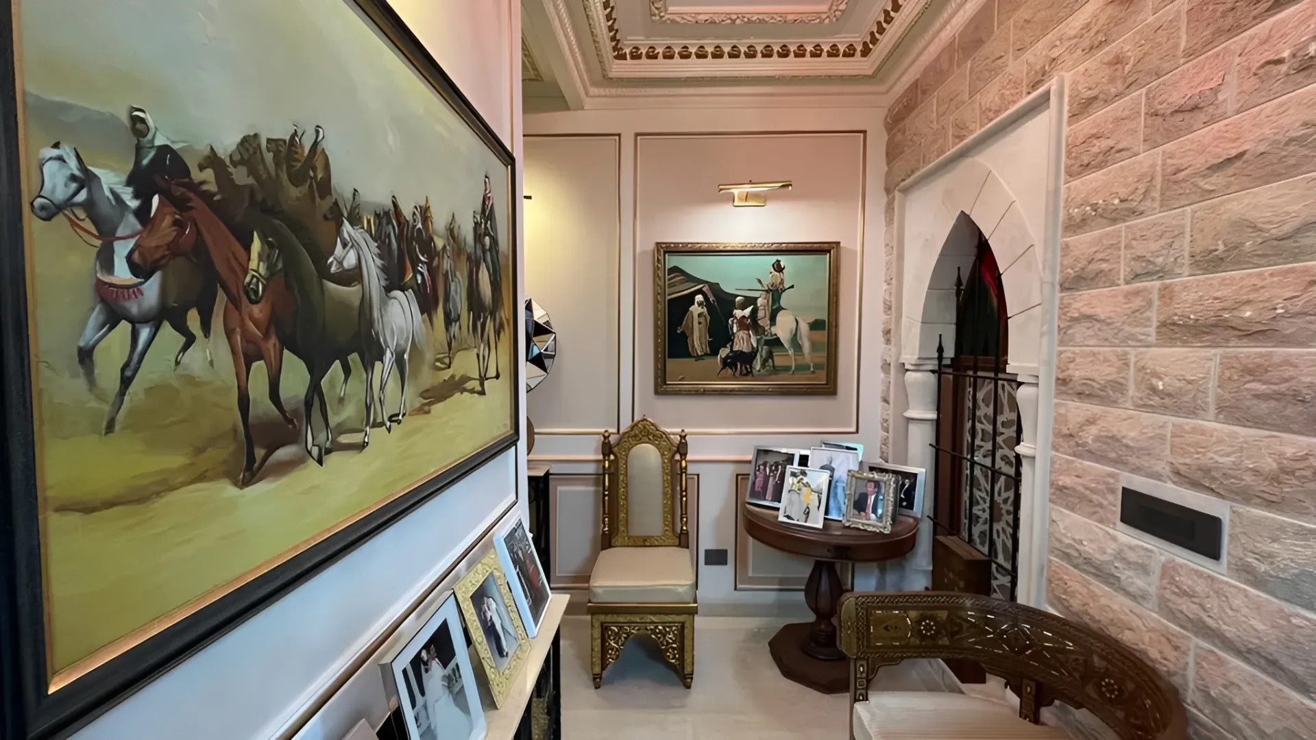 Apartment for Sale in Ballouneh