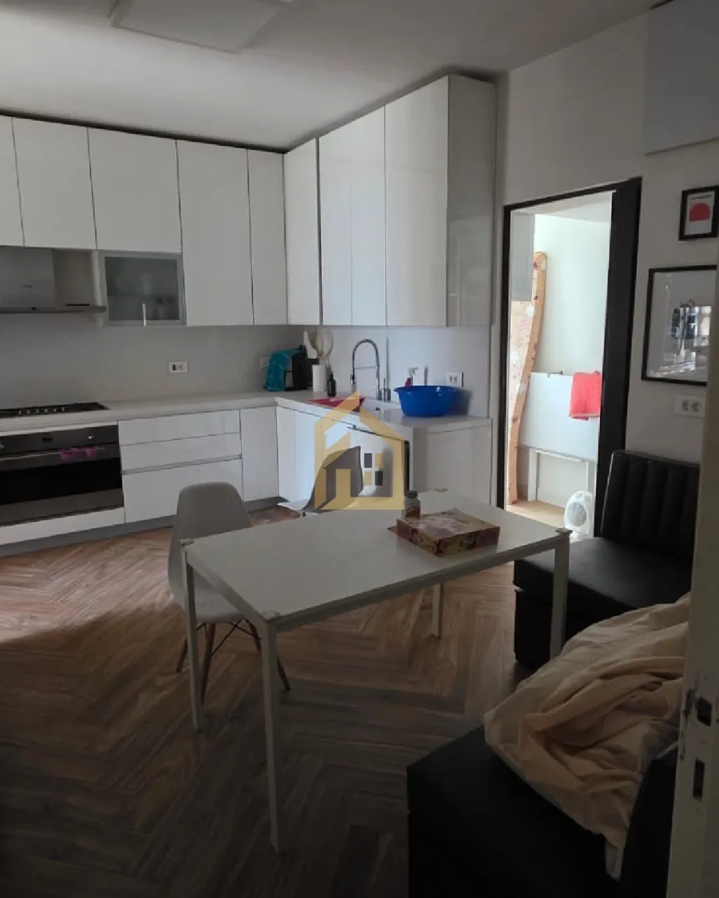 Apartment for rent in Tarik El Jdideh, Bayrut, Lebanon