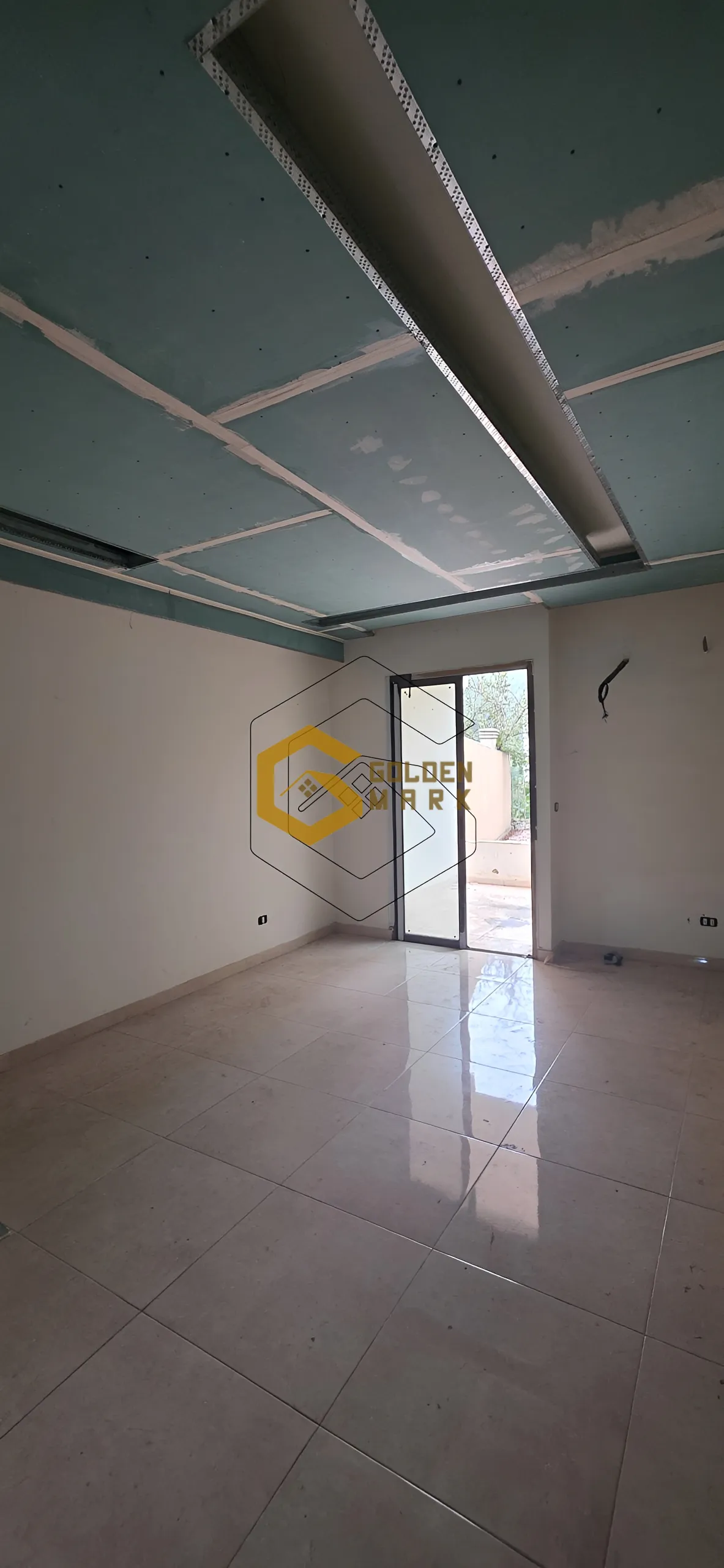 Apartment for Sale in Ain Aar