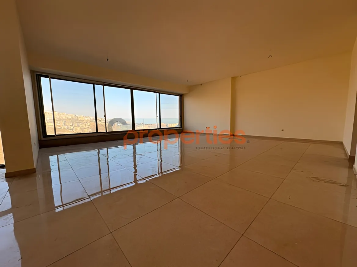 Apartment for Rent in Louaizeh - 3 bed, 4 bath