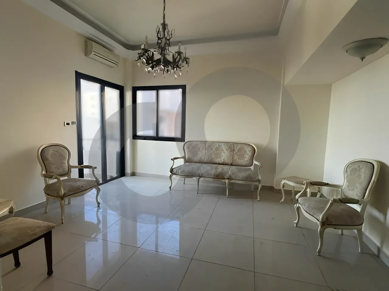 Apartment for Sale in Manara, Beirut, Lebanon - 2 bed, 2 bath