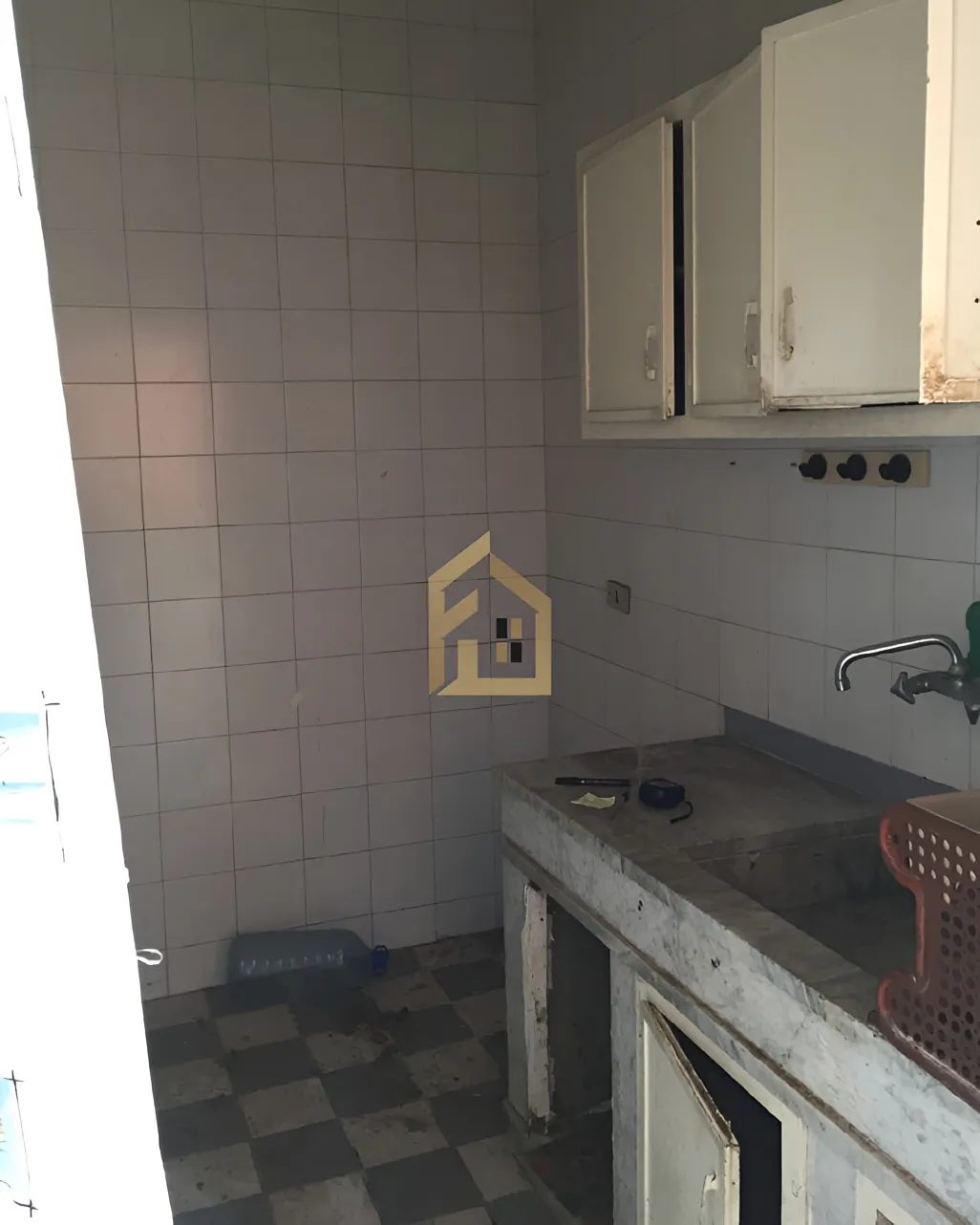 Apartment for sale in Tarik El Jdideh, Bayrut, Lebanon