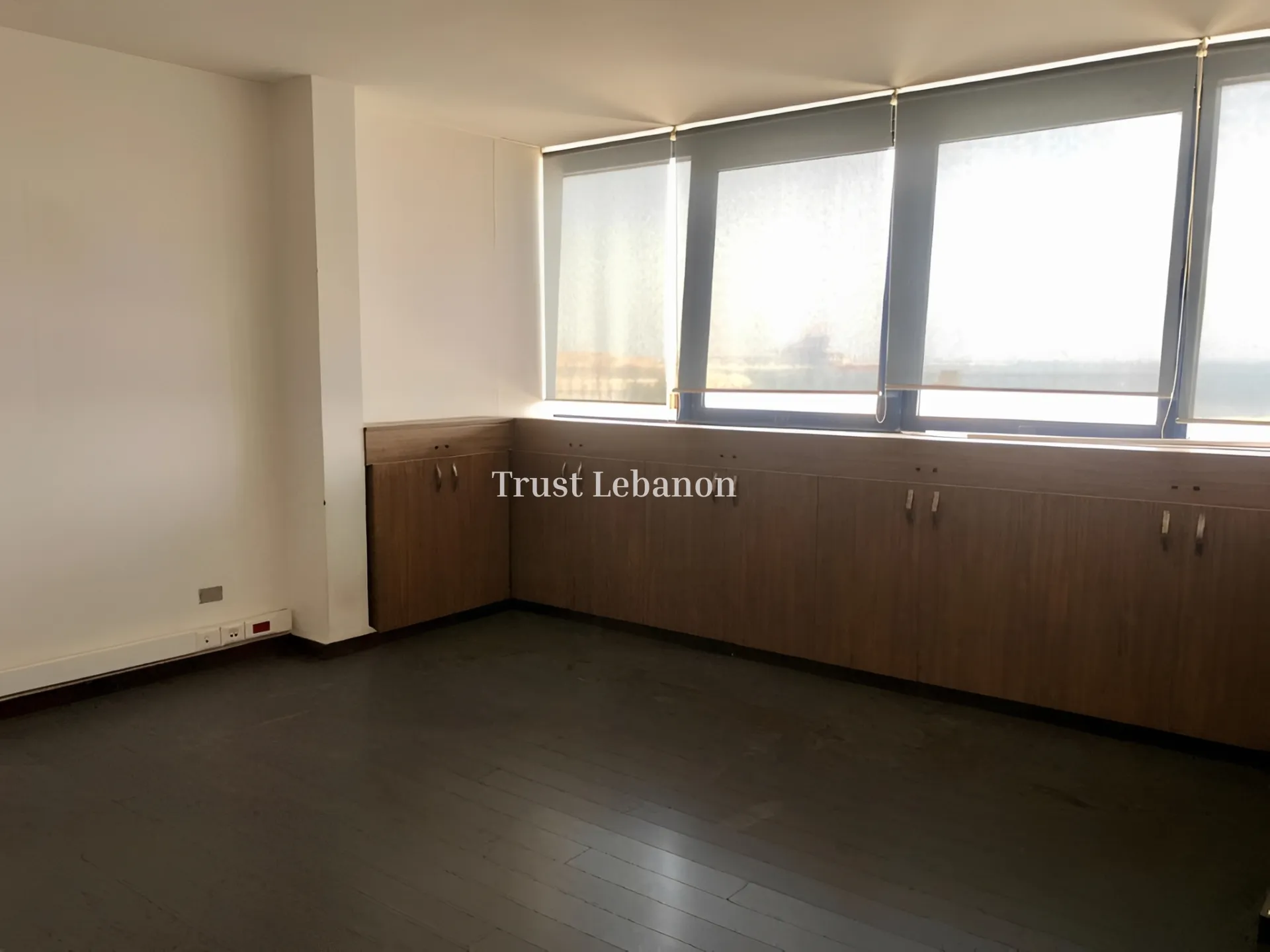 Office for rent in Zalqa, Lebanon