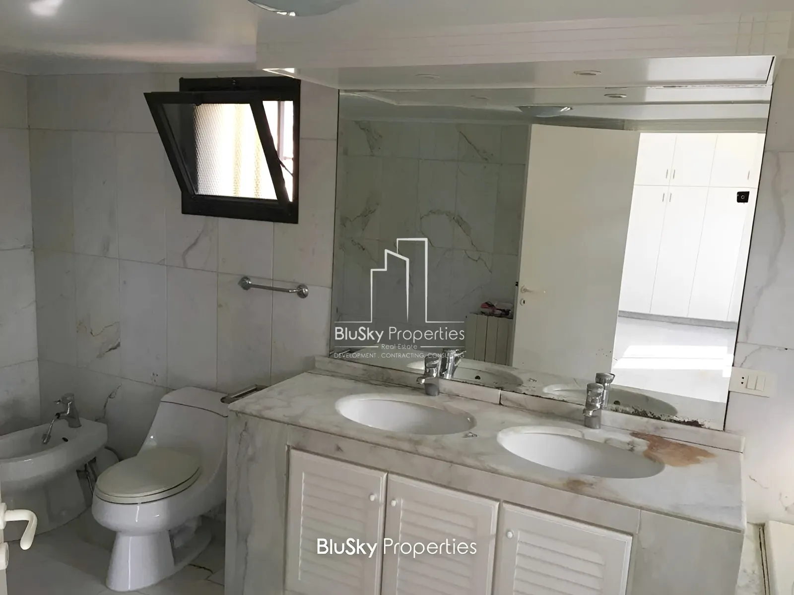Apartment for Sale in Adma
