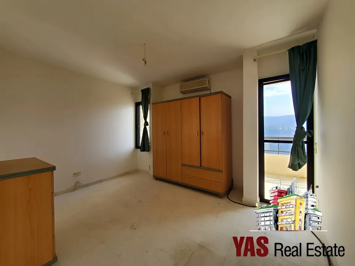 Apartment for Sale in Ajaltoun