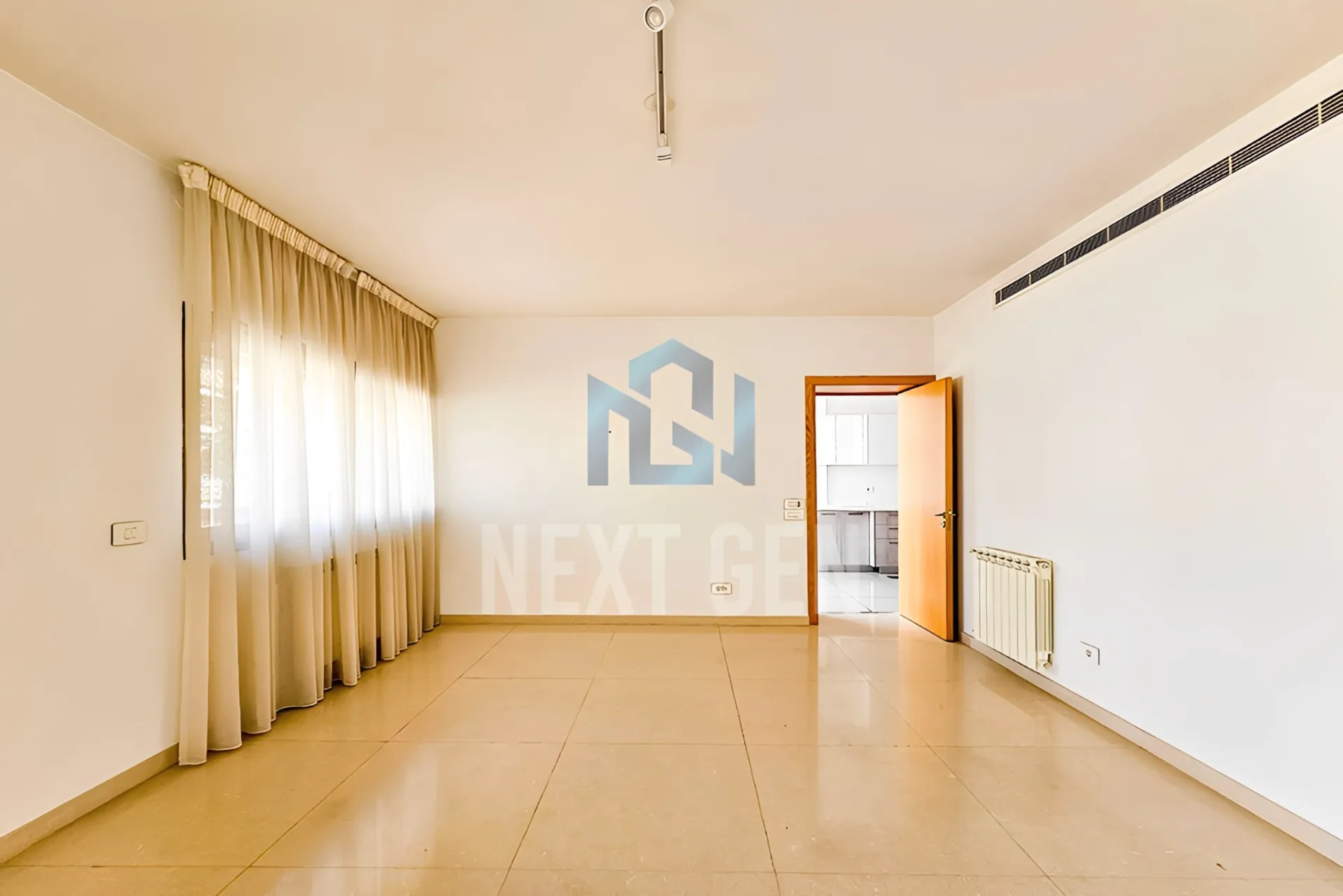 Apartment for rent in Achrafieh, Beirut, Lebanon - 4 bed, 5 bath