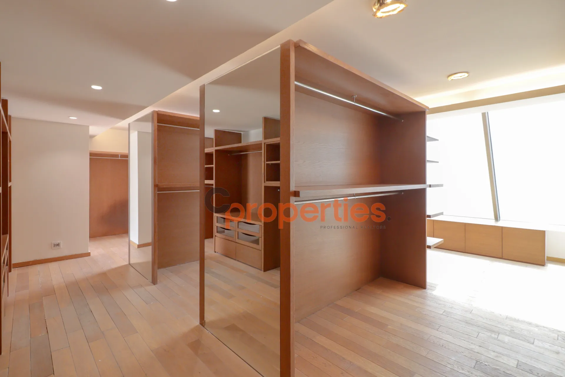 Villa for sale in Mtayleb, Lebanon