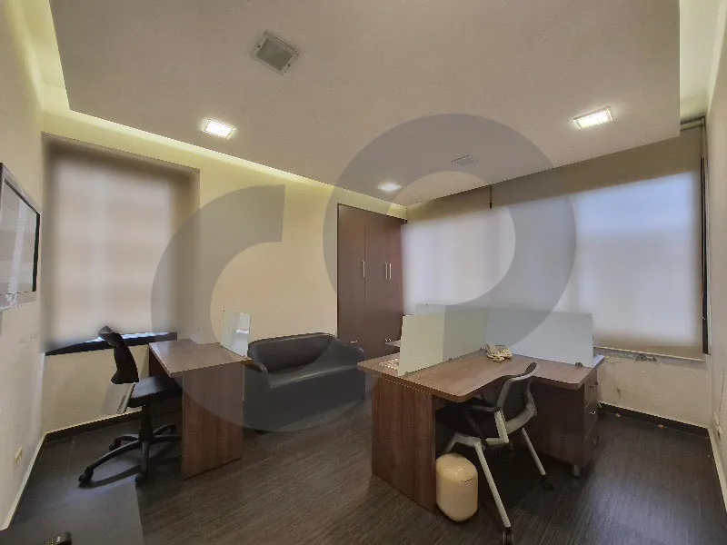 Office for Sale in Zalqa