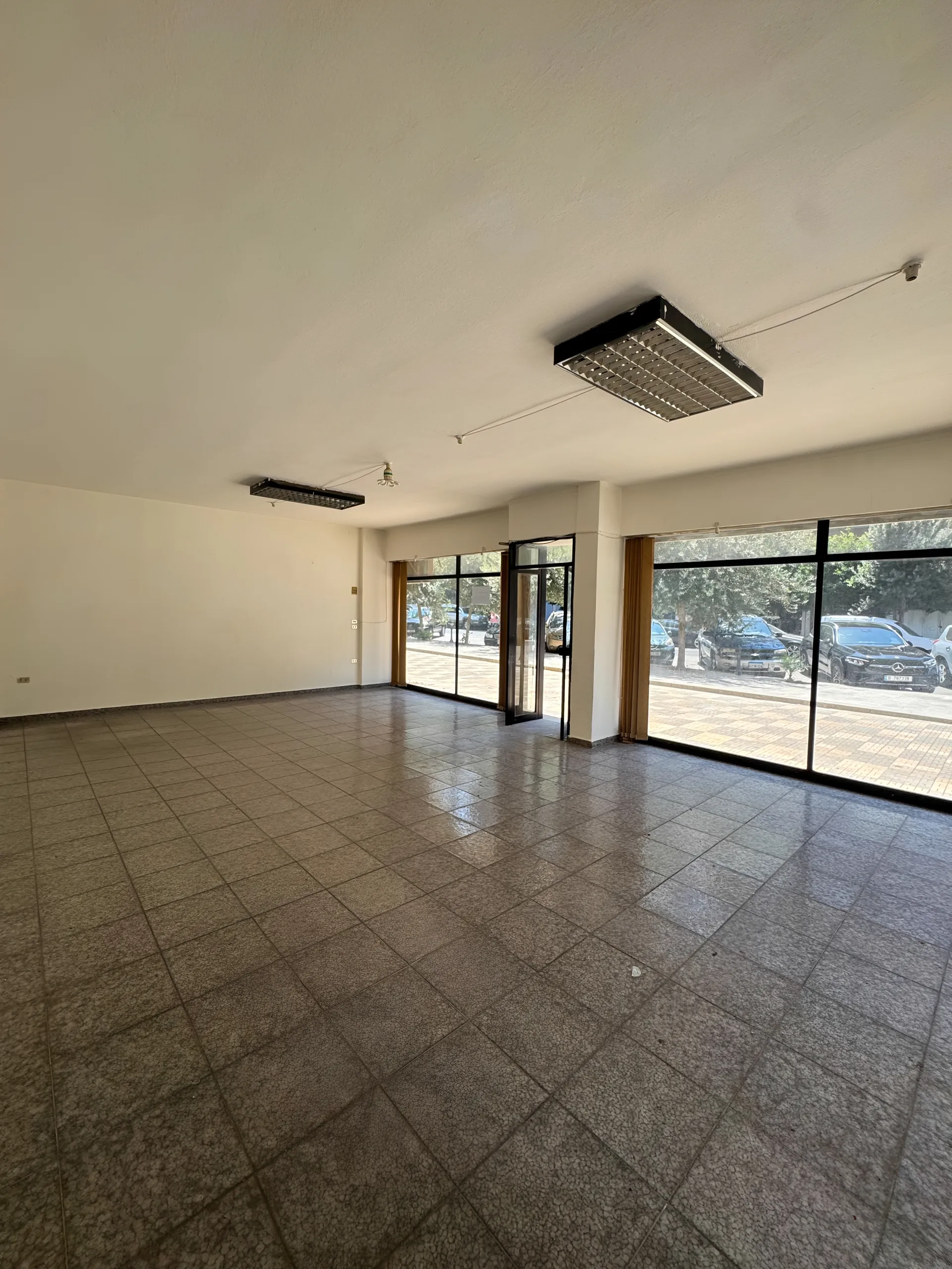 Shop for rent in Azmi, tripoli, lebanon