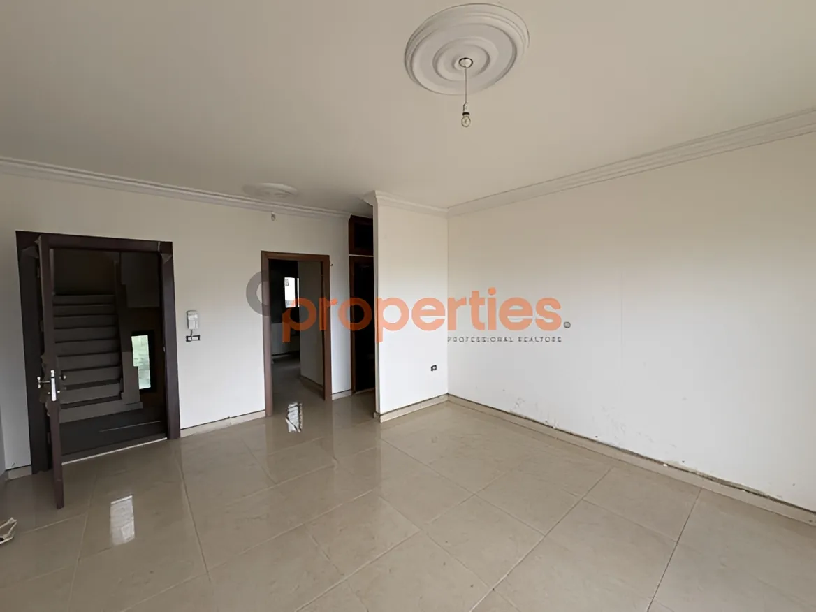 Apartment for Sale in Basbina - 2 bath