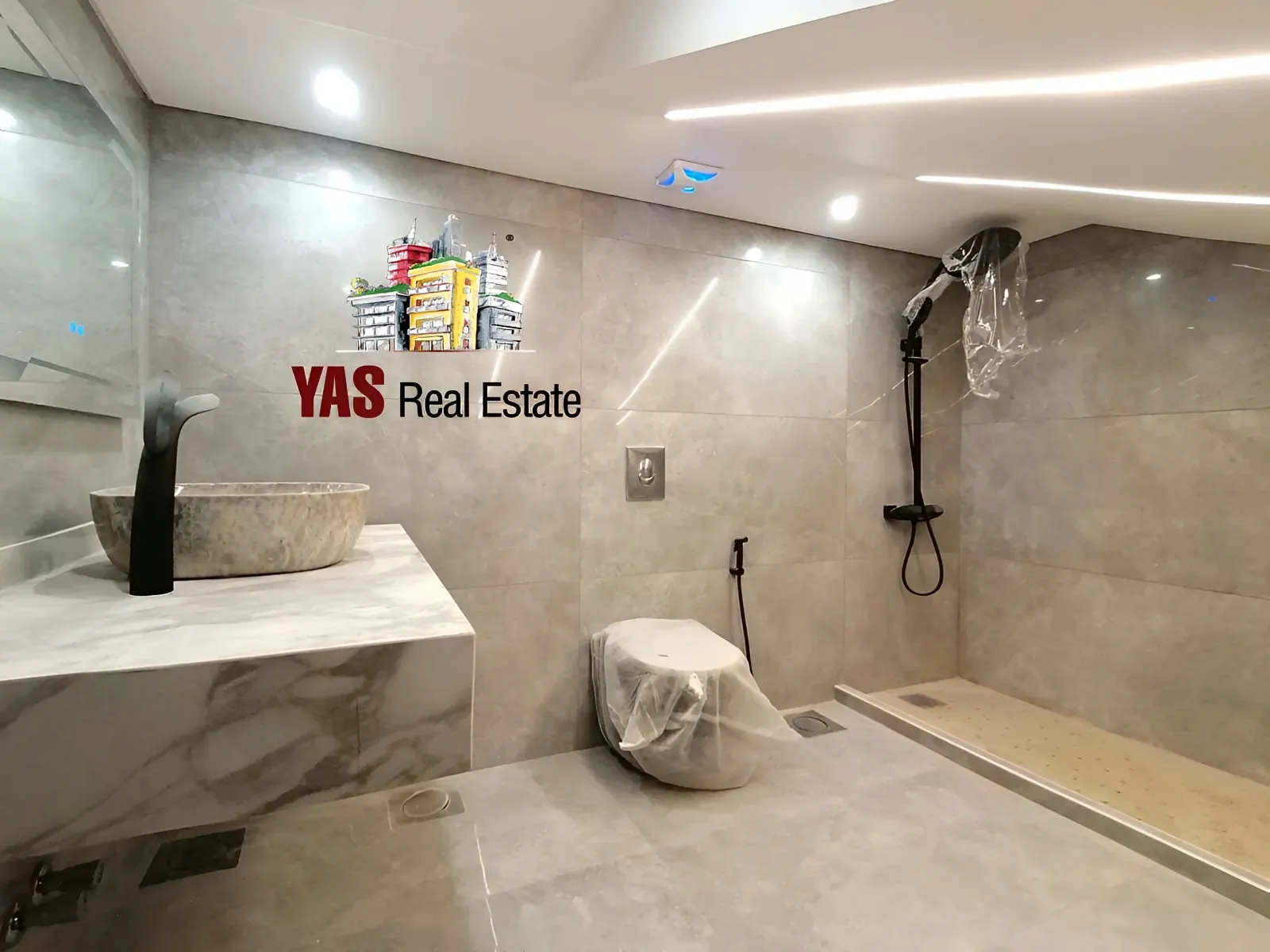 Apartment for Sale in Adma - 4 bed, 6 bath