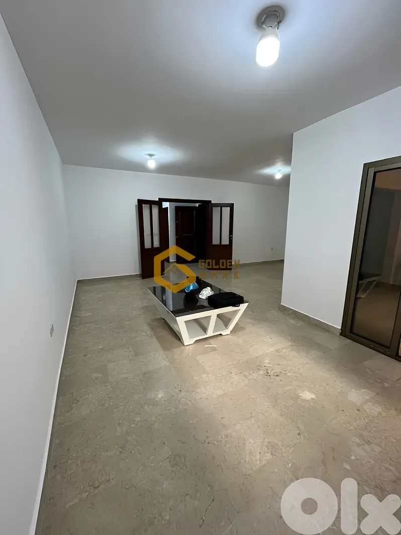 Apartment for Sale in Zarif, Bayrut - 3 bed, 4 bath