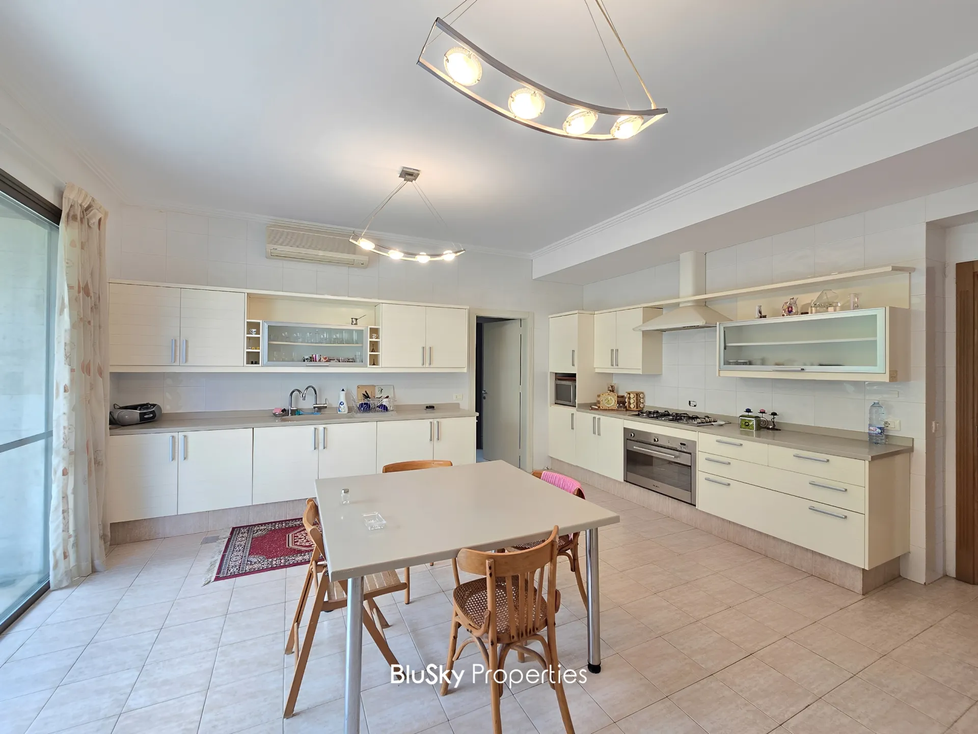 Apartment for sale in Monteverde main street، lebanon