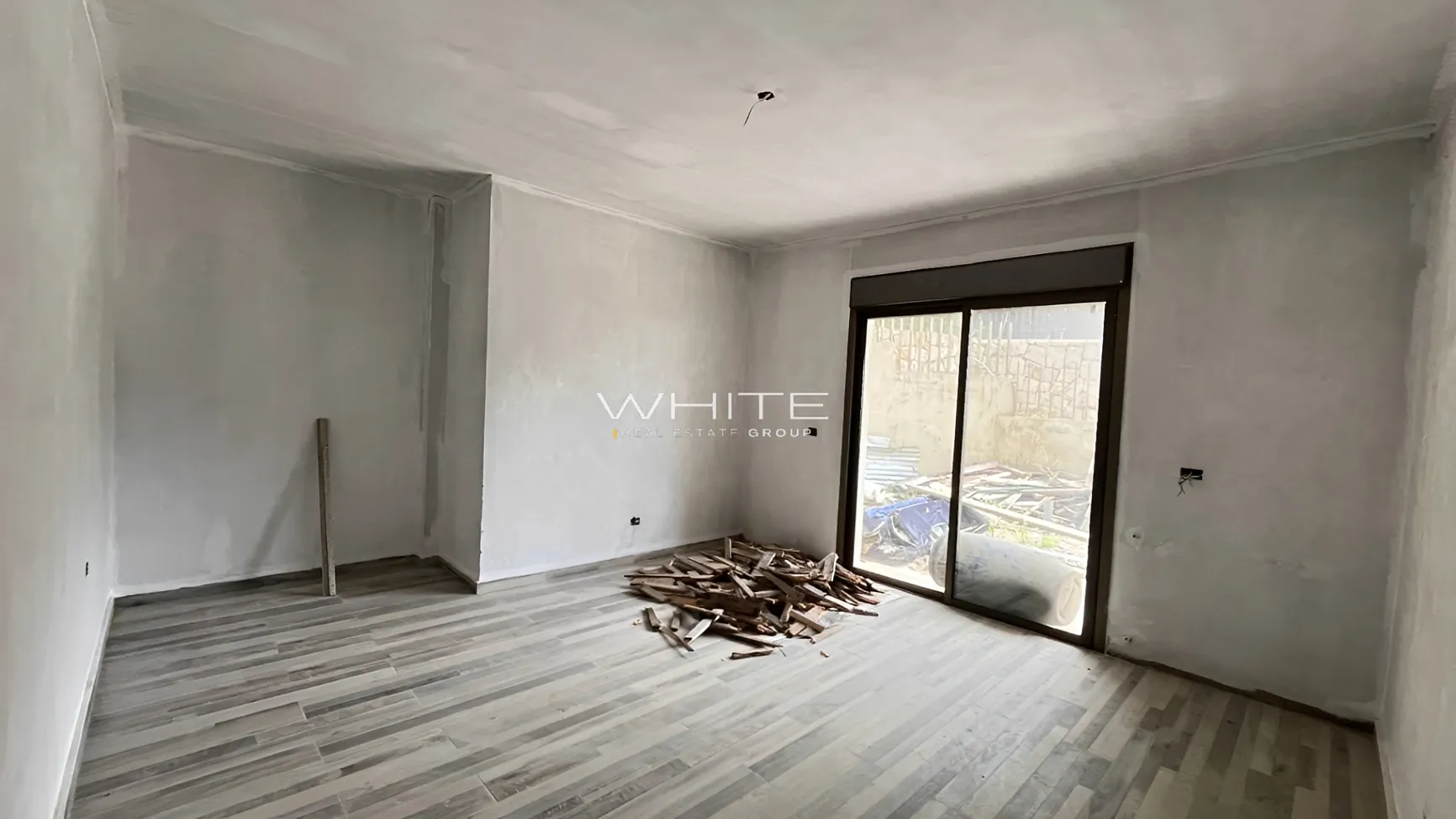 Apartment for sale in Cornet Chahwan, Lebanon - 3 bed, 4 bath