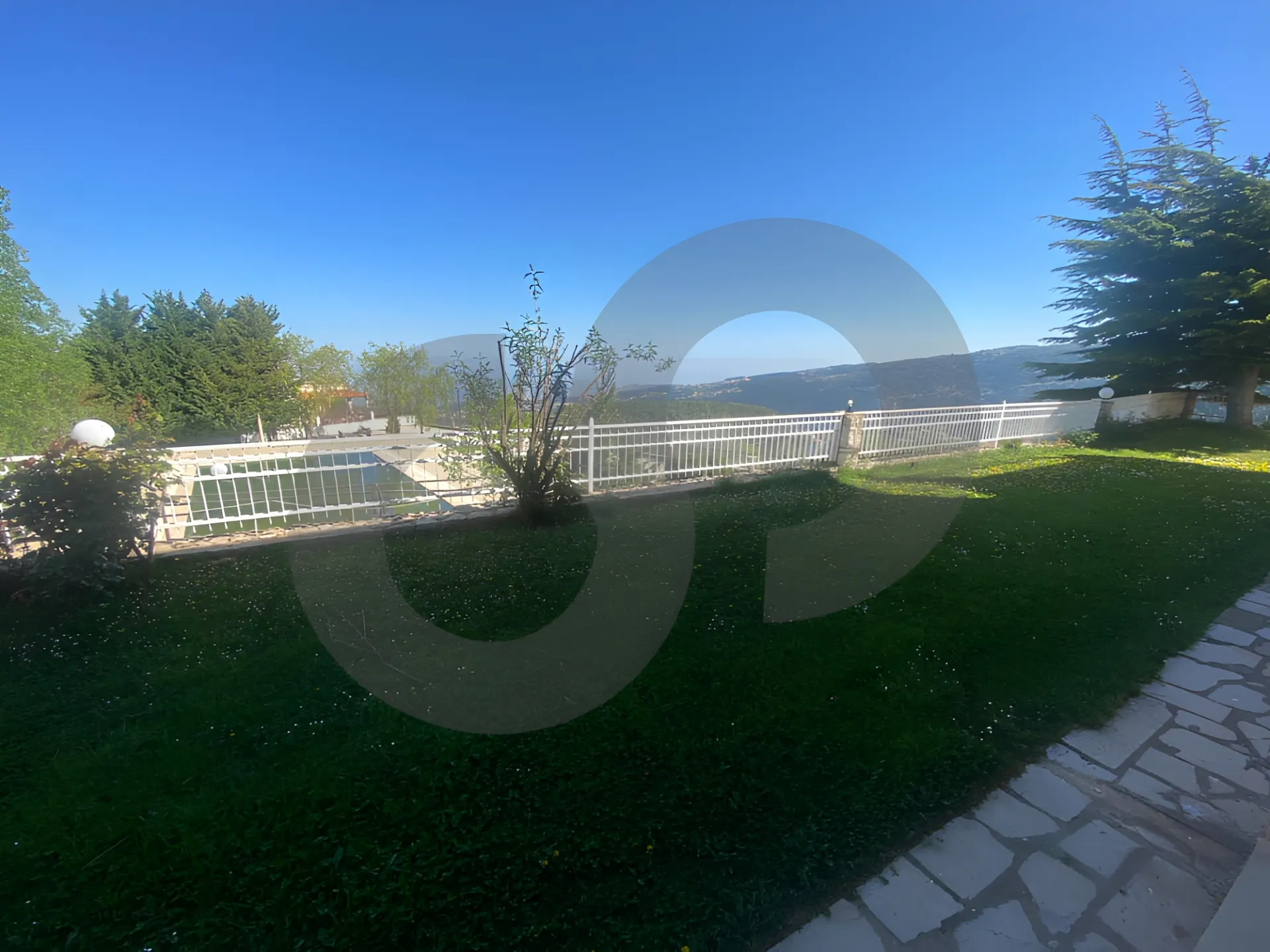 Commercial Property for Sale in Zgharta