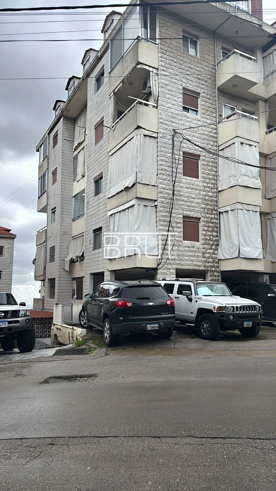 Apartment for Sale in Ballouneh