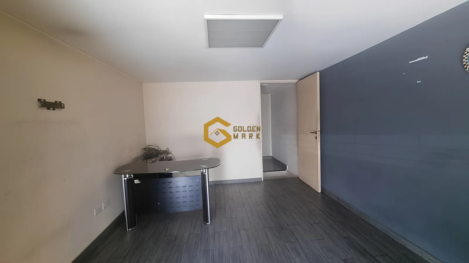 Shop for rent in Mazraat Yachoua
