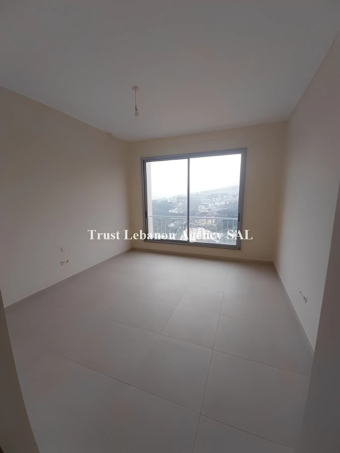 Apartment for Rent in Baabda Louaizeh Lebanon - 3 bed, 5 bath