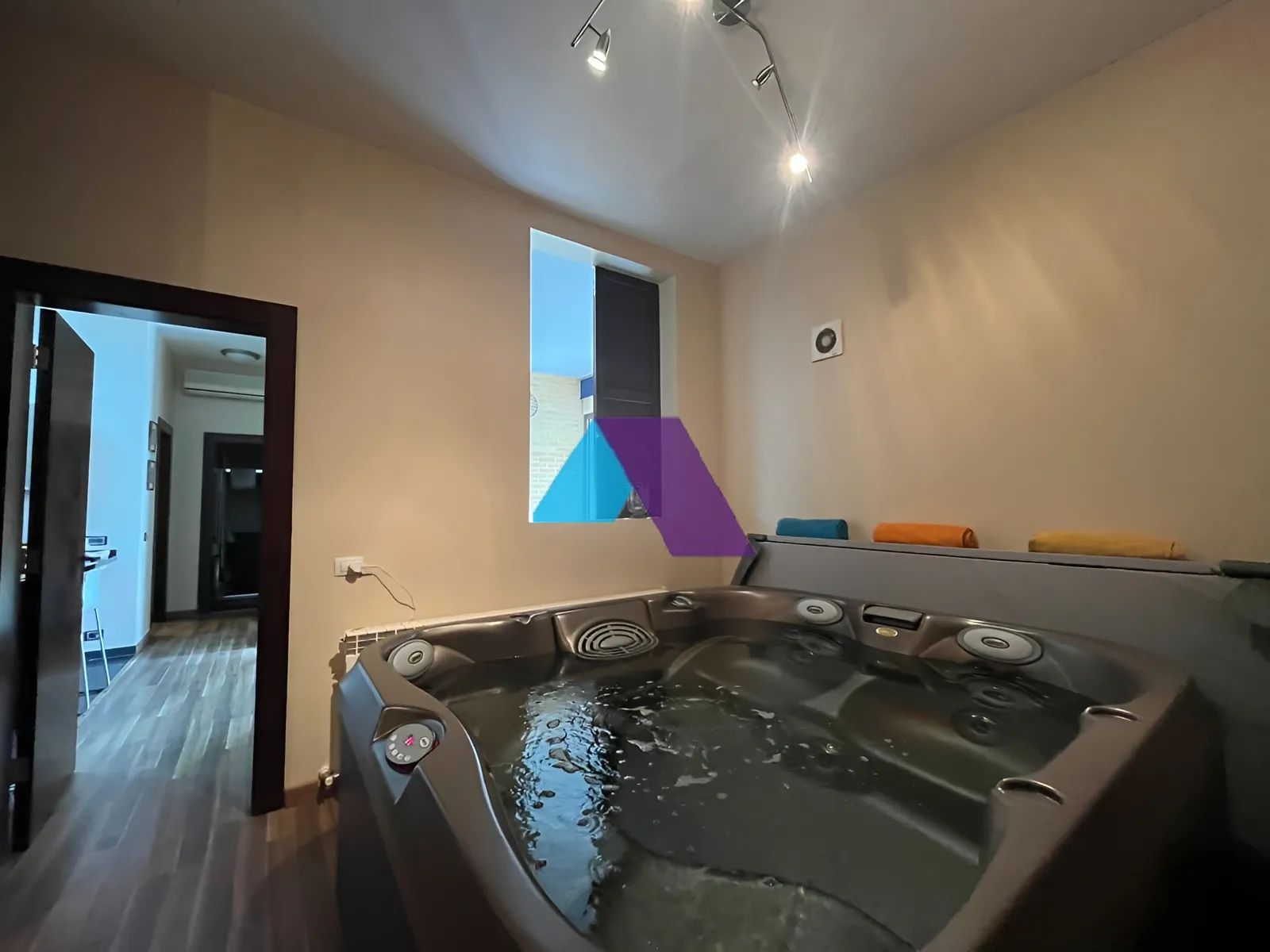 Chalet for Sale in Faqra - 2 bed, 2 bath