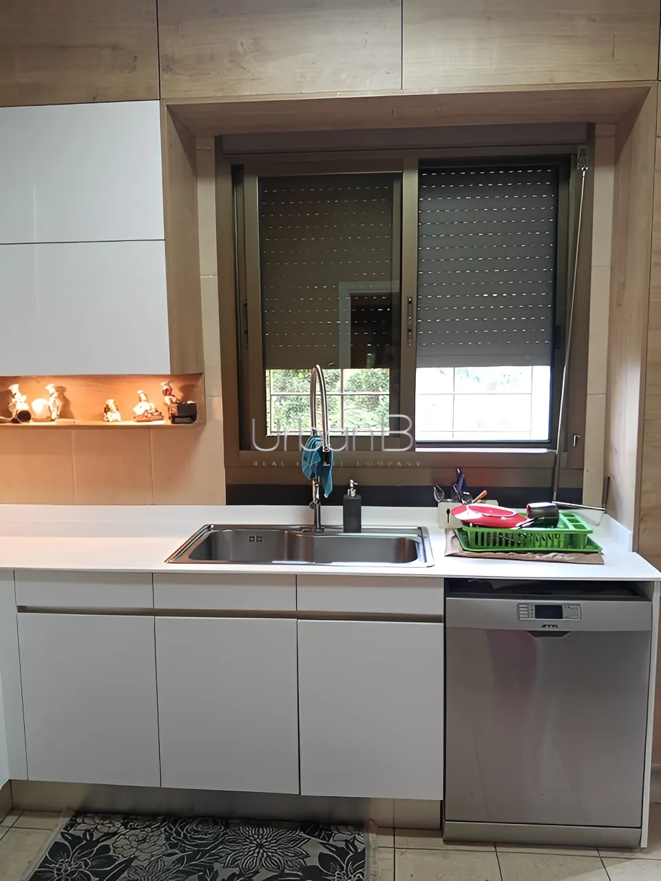 Apartment in Haret sakher, lebanon