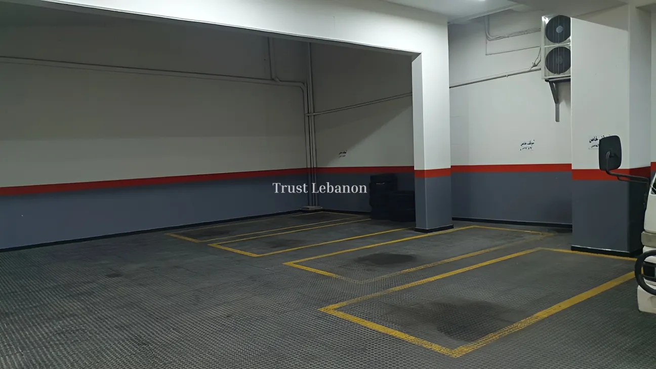 Office for rent in Sin El Fil, Lebanon