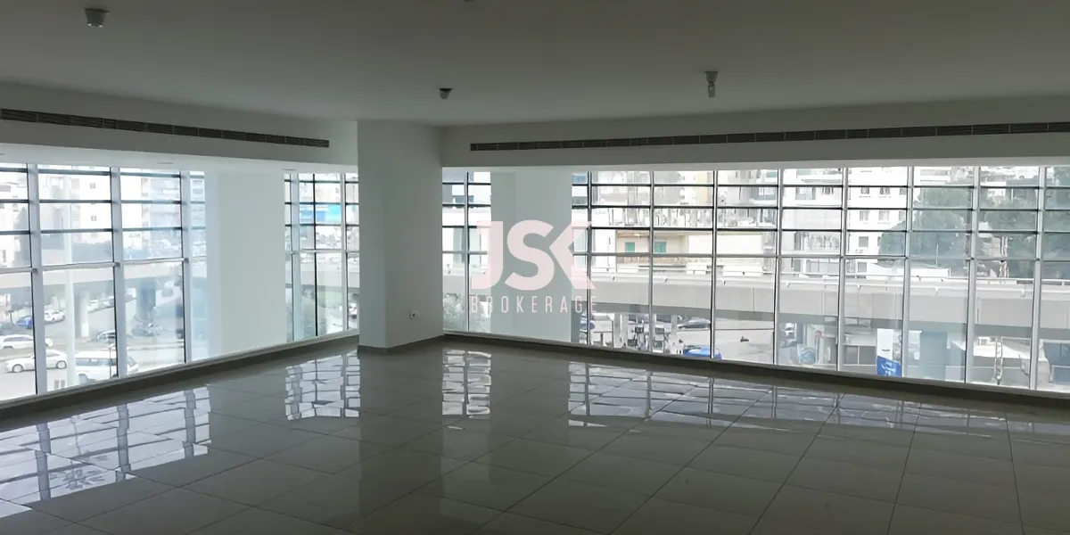 Commercial property for Rent in Sin El Fil, Lebanon