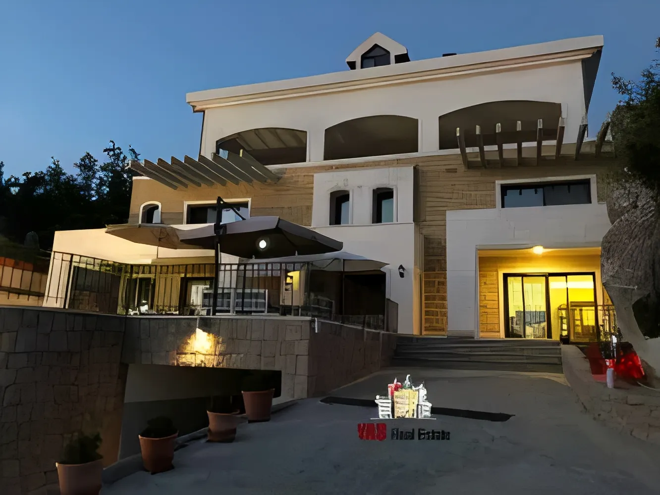 Villa for Sale in Kfar Hbab
