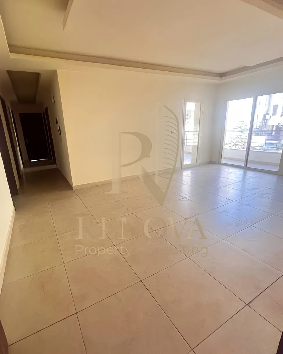 Building for sale in Sin El Fil, Lebanon