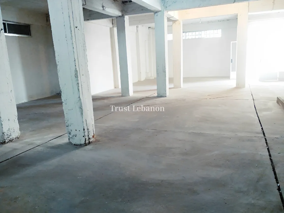 Warehouse for rent in Jdeideh, Lebanon