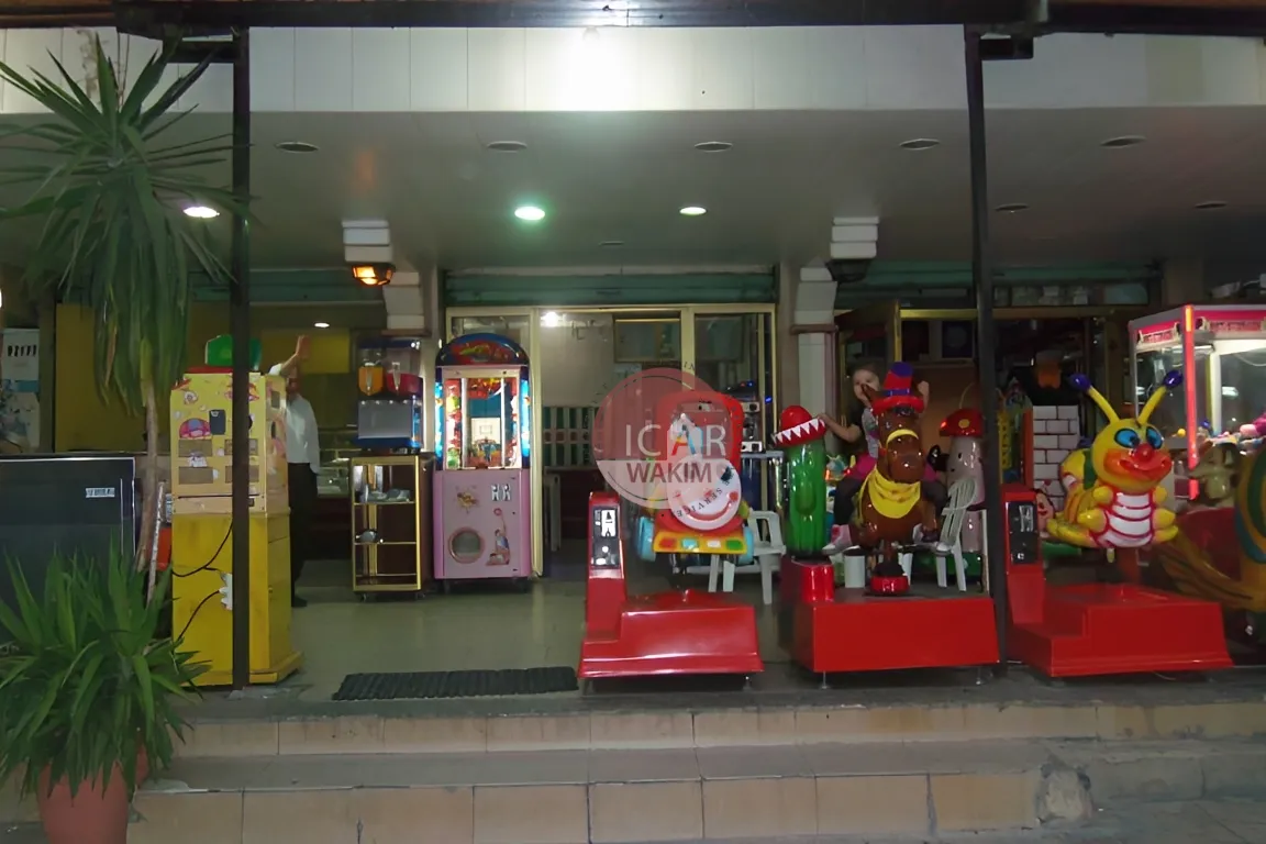 Shop for Sale in Chyah