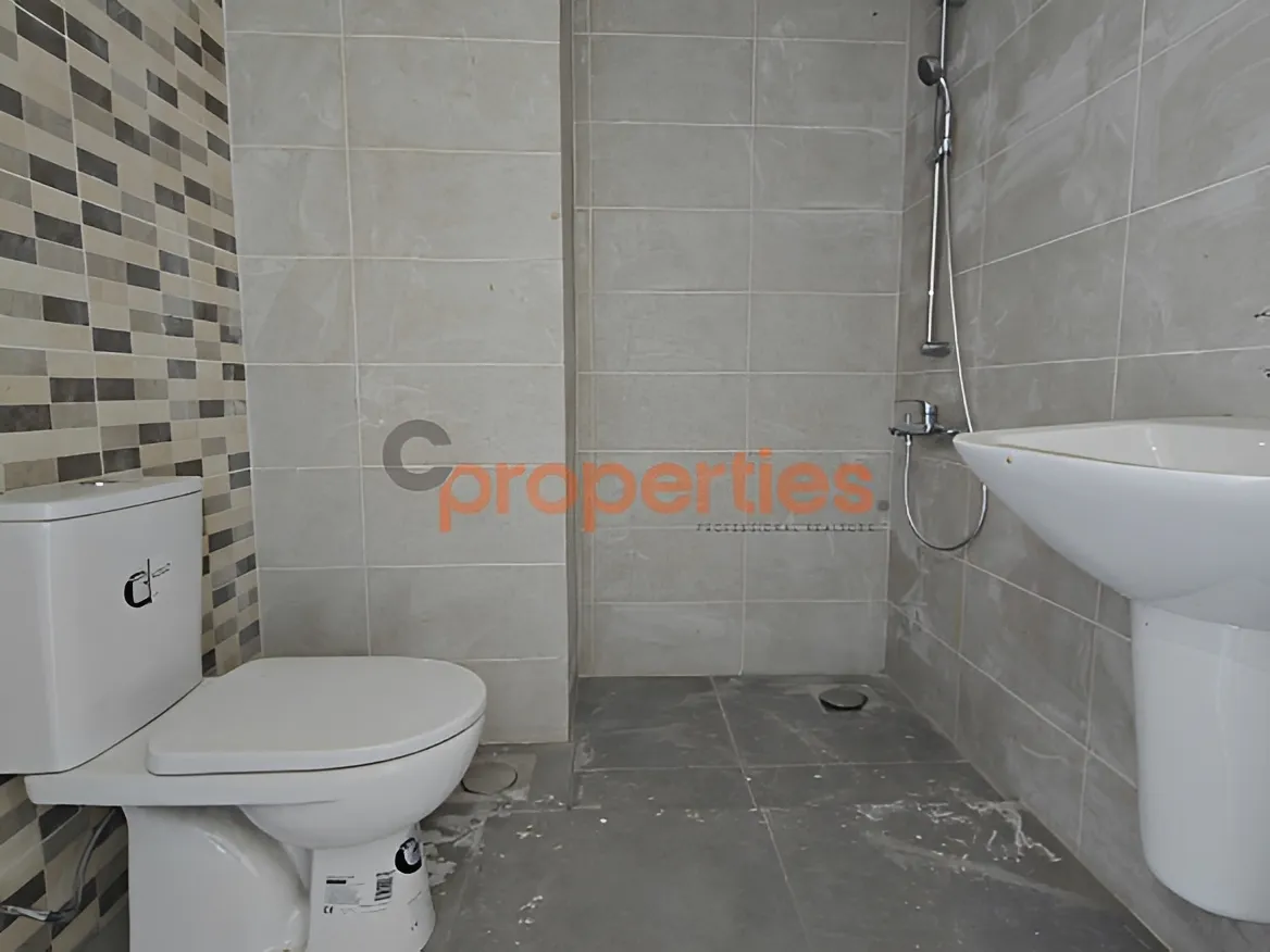 Apartment for Sale in Forn El Chebbak