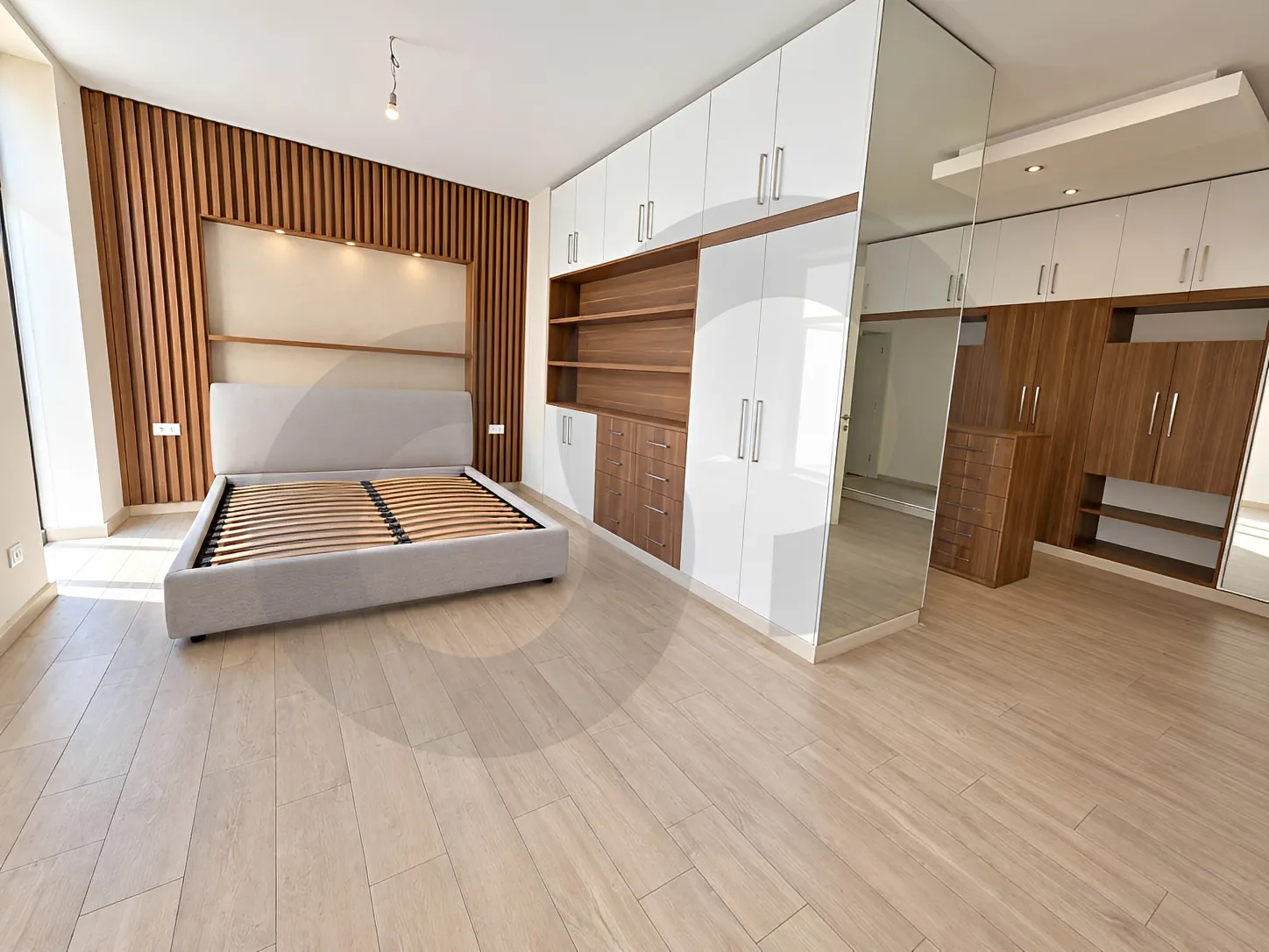 Apartment for Sale in Haret Sakher