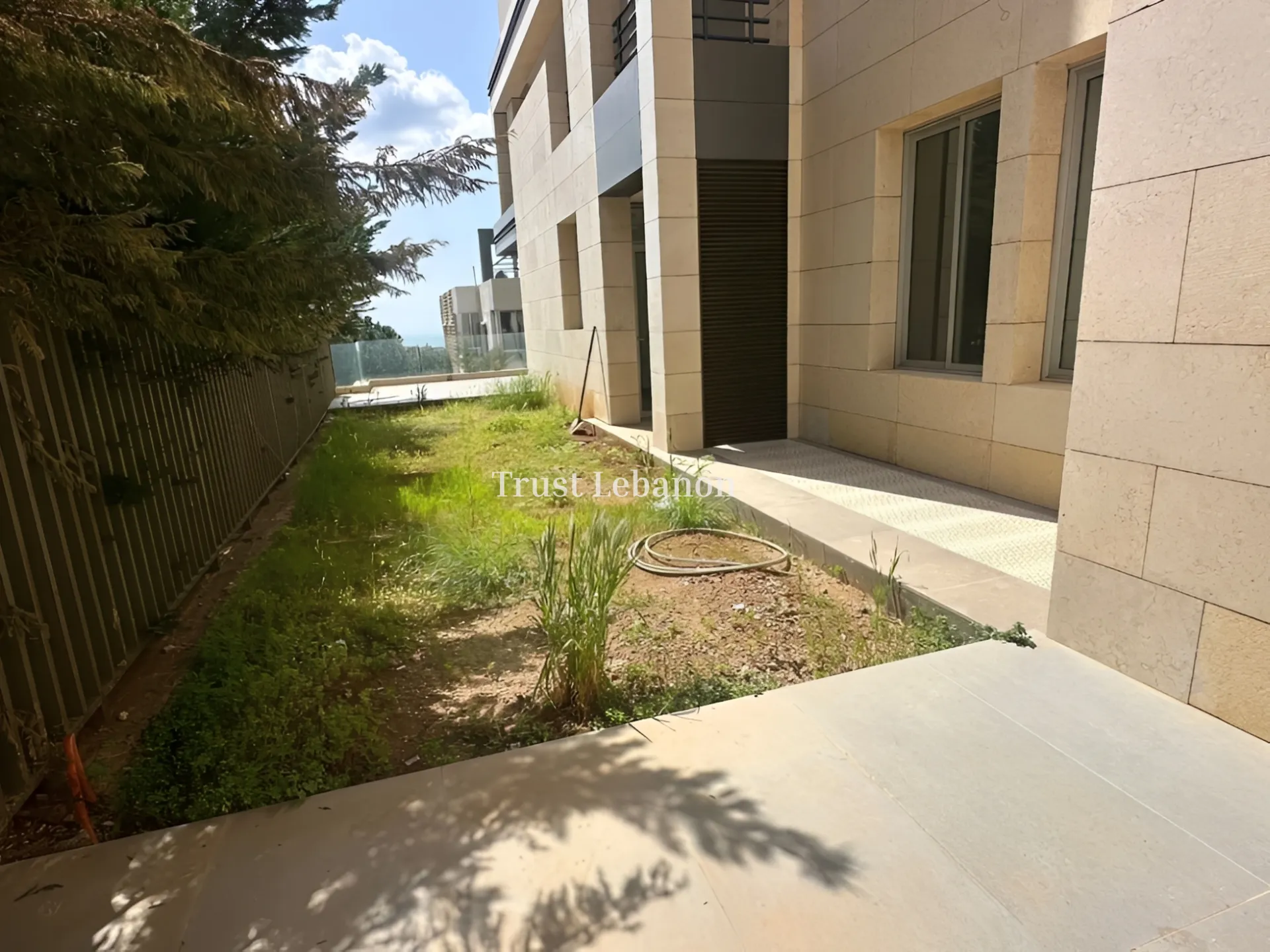Apartment for sale in Montiverdi, Lebanon - 3 bed, 4 bath