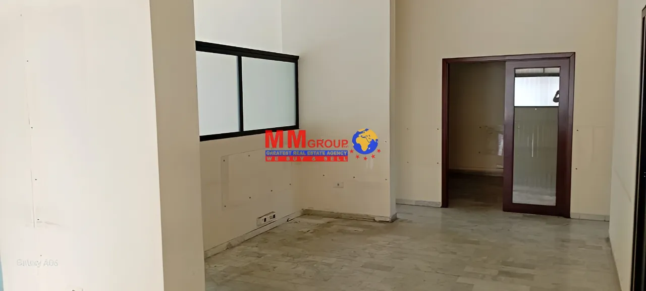 Office for rent in Sin El Fil